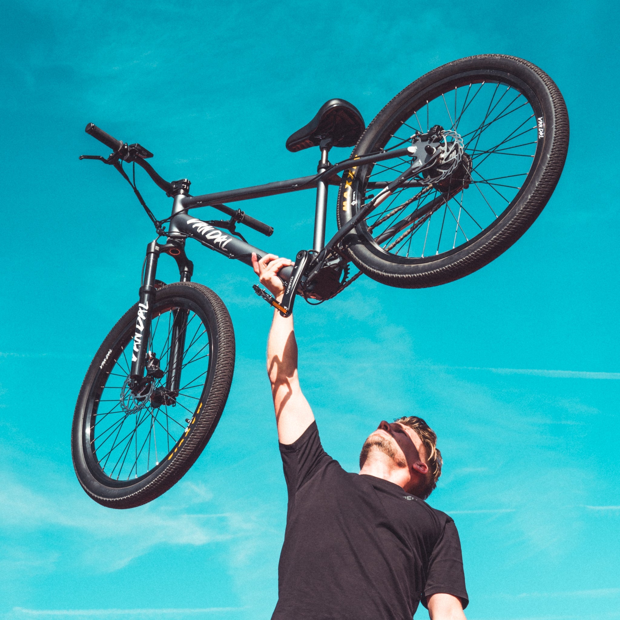 ONSRA VANDAL electric BMX bike riding on rough American pavement