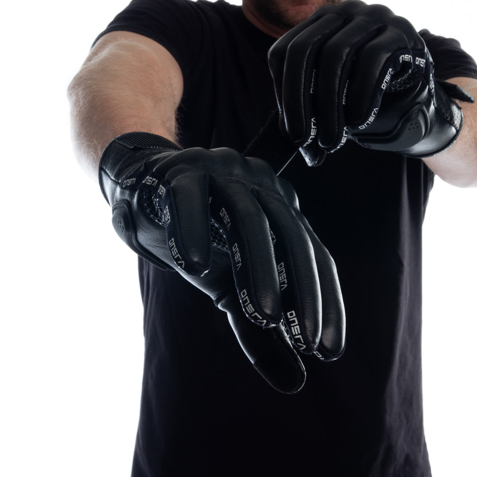ONSRA Gloves