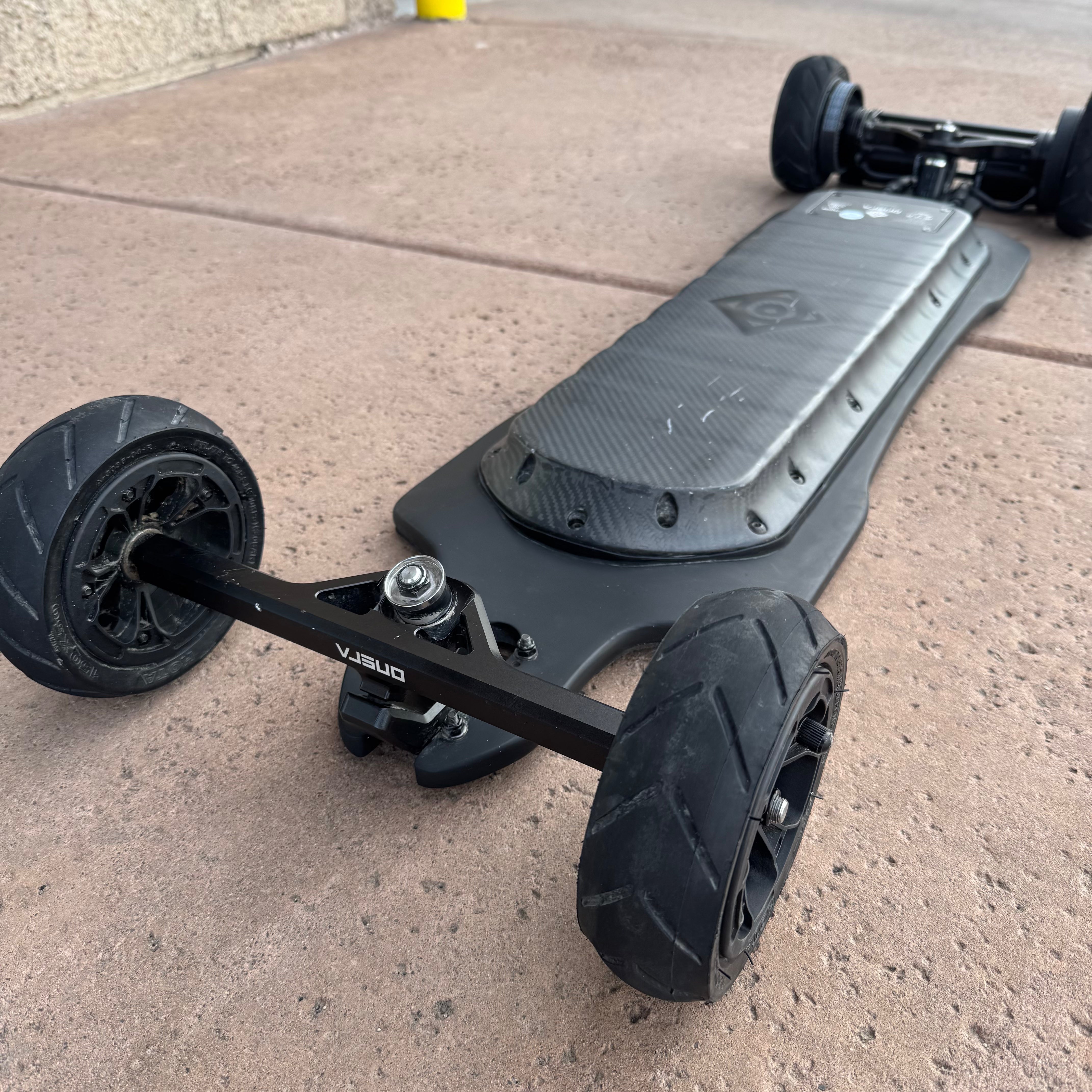 USED 1 – BLACK Carve 3 PRO (Esk8Con 2025 Demo Board)