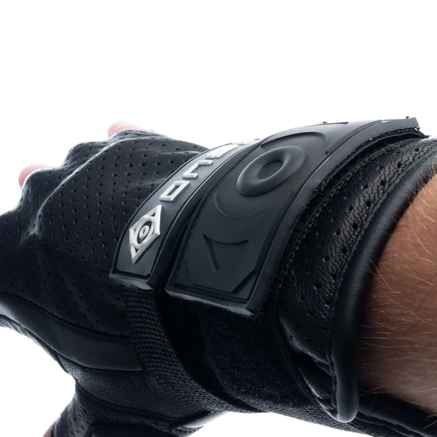 Close-up of the ONSRA short-finger glove wrist strap with ONSRA logo