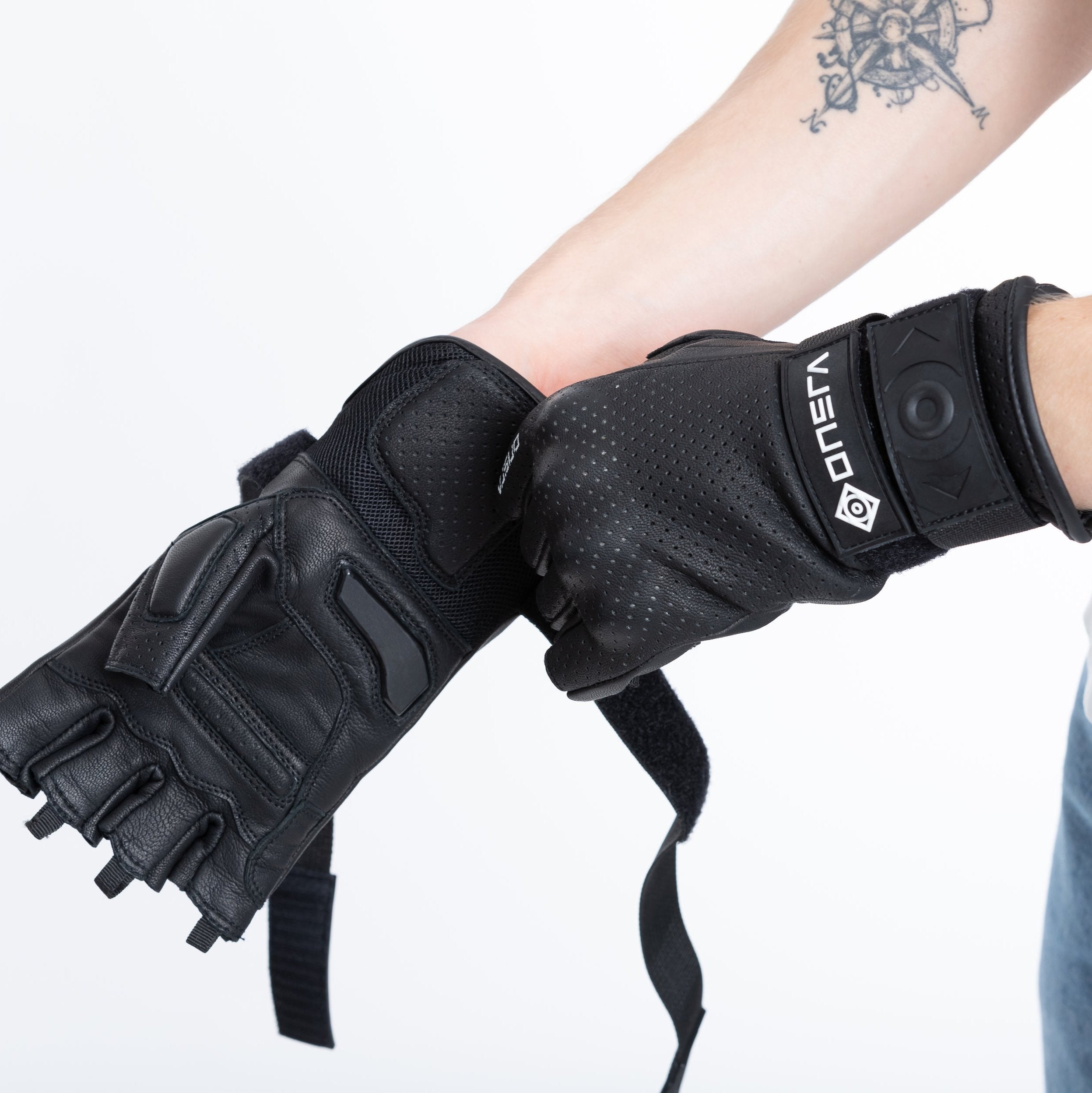 ONSRA Fingerless E-Skate Gloves with palm sliders, wrist protection, knuckle guards, and double wrist straps for electric skateboarders.