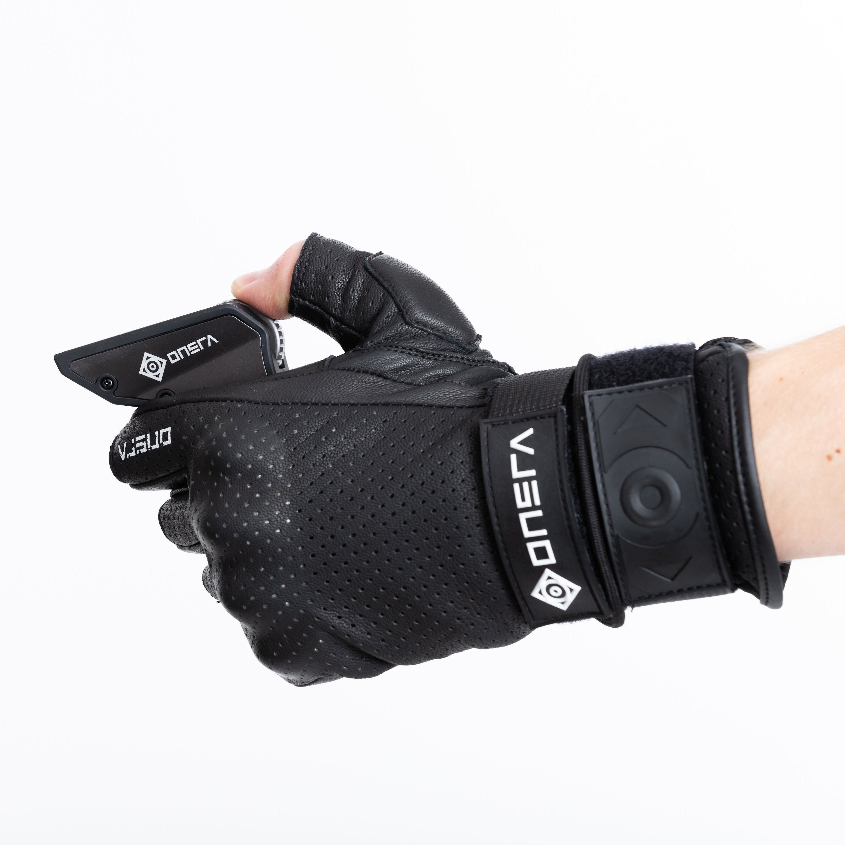 ONSRA Fingerless E-Skate Gloves with palm sliders, wrist protection, knuckle guards, and double wrist straps for electric skateboarders.